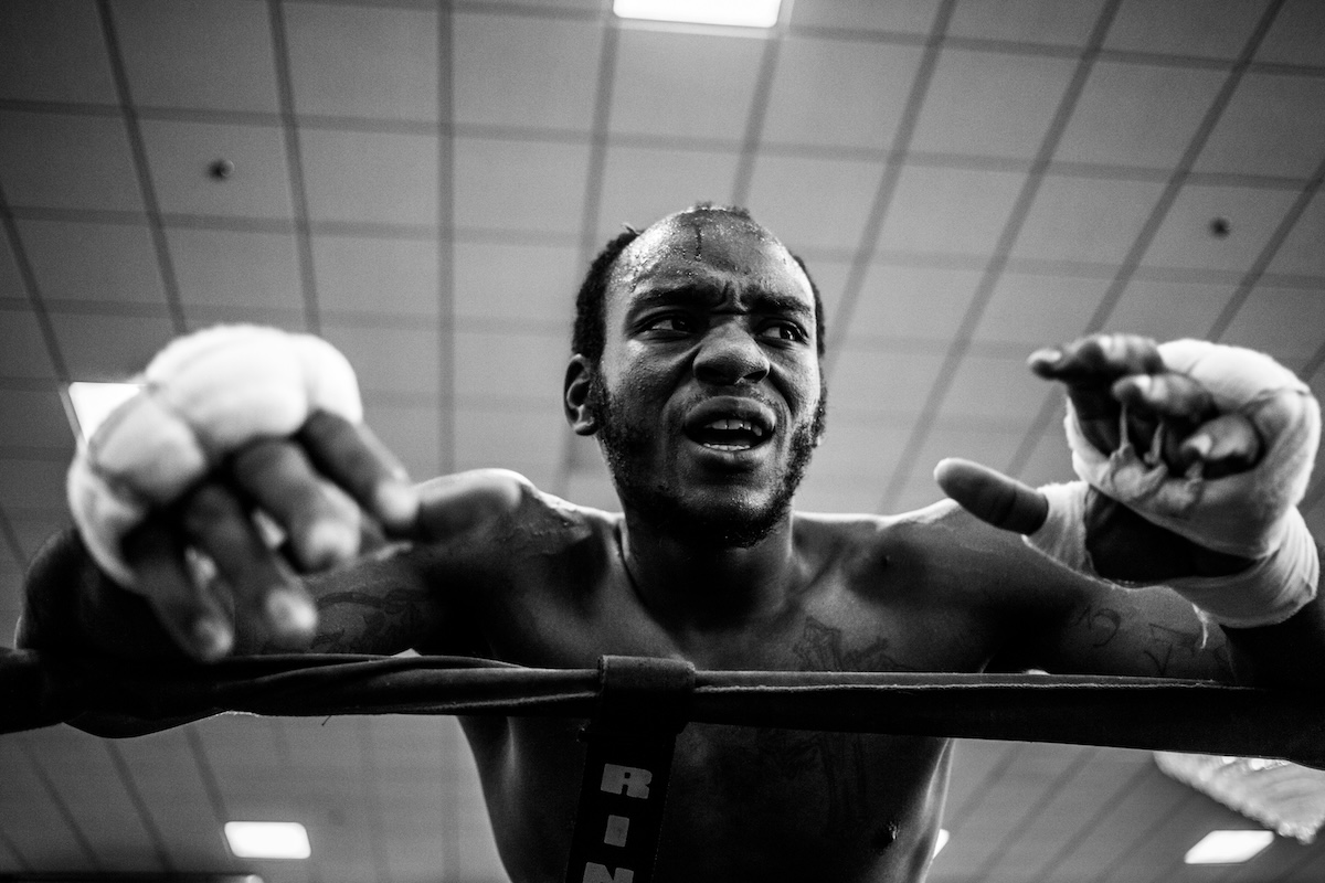 Boxing Photography (9 Tips to Take Powerful Boxing Pictures)