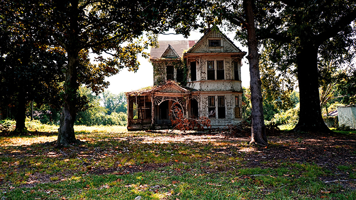 An old abandoned house