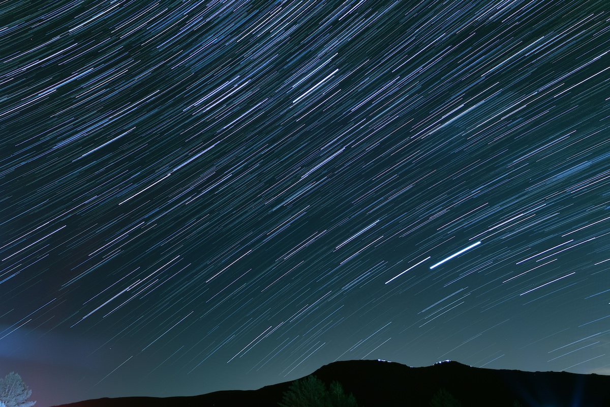 How to Shoot a Stunning Night Sky Time-Lapse Video (6 Steps)