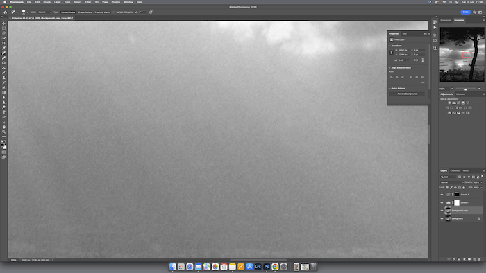 A software interface with a blurry photo.