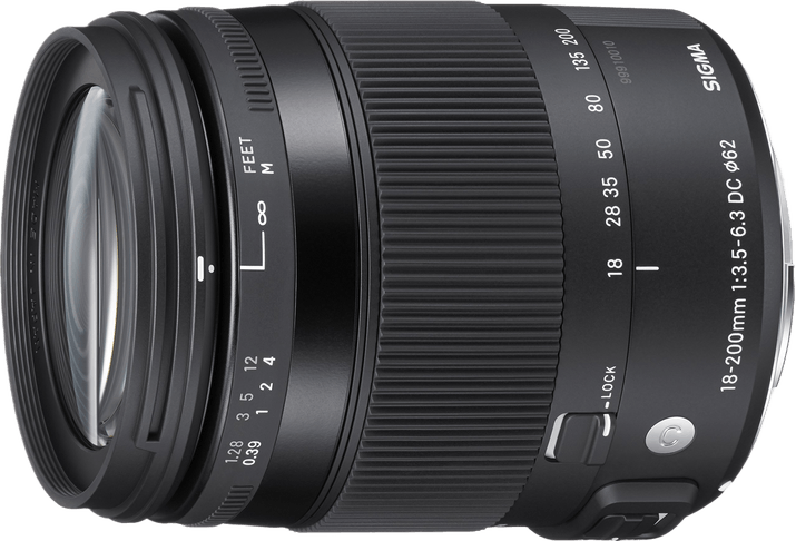 Sigma 18-200mm F/3.5-6.3 DC