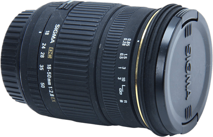Sigma 18-50mm F/2.8 EX DC